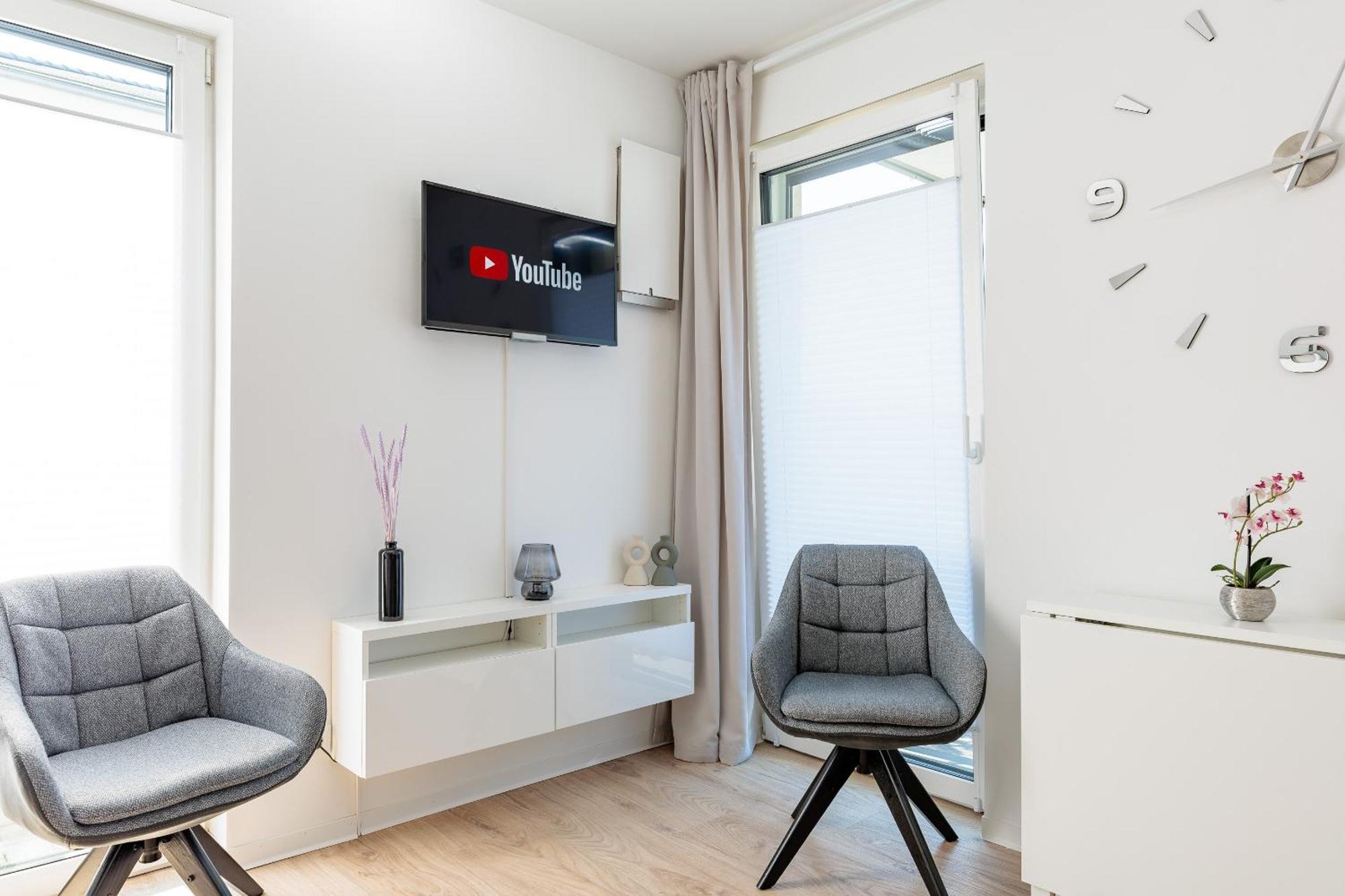 Apartment Zum Wohlfuehlen Mit 2 Zimmern I Garten I Terrasse I Kuechenzeile I Pkw-Parkplatz Ibbenbüren Exteriör bild